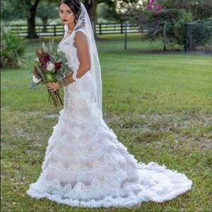 GALINA SIGNATURE Wedding Dress SWG689